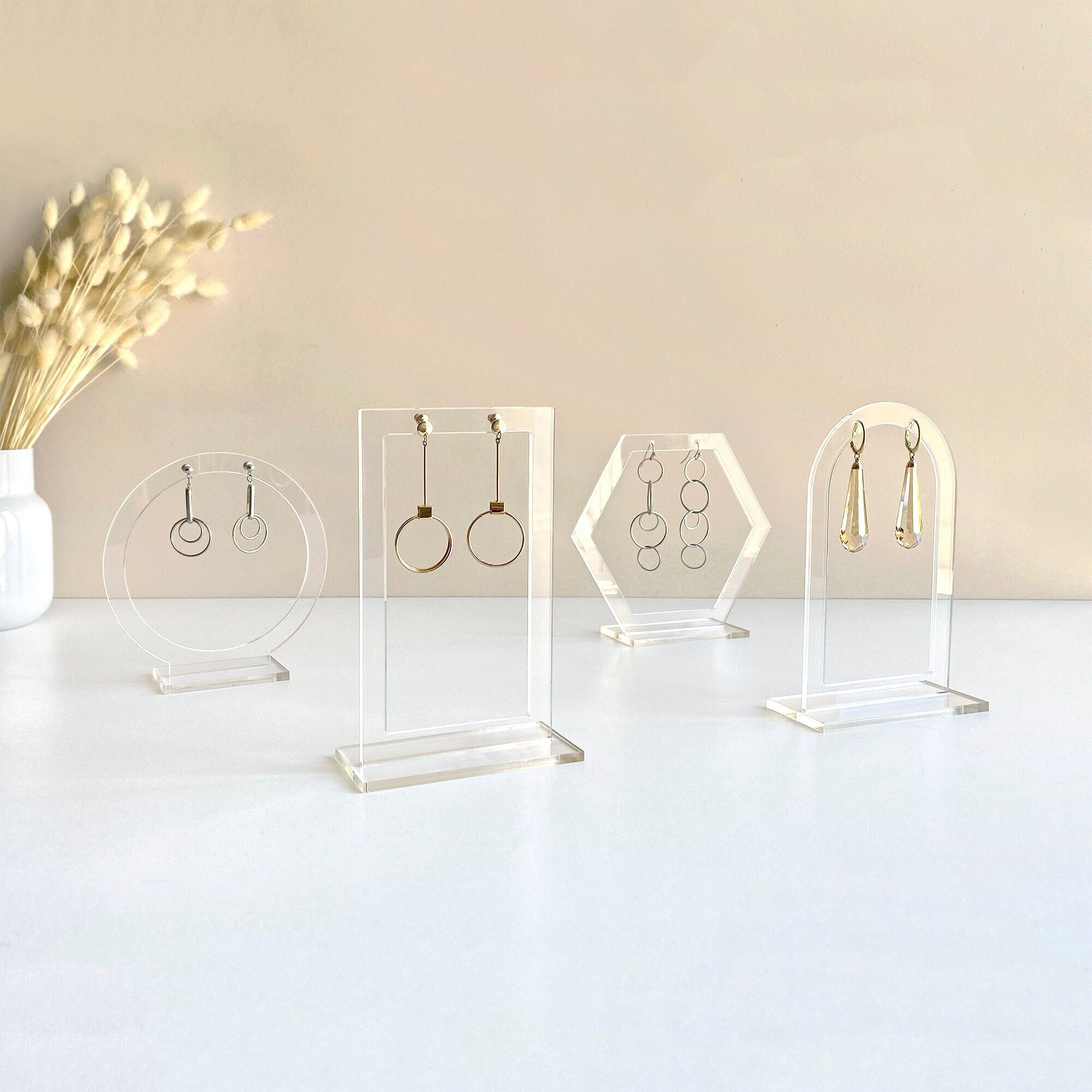 Body Jewelry Display - イヤリングディスプレイスタンド、透明アクリルイヤリングホルダー、イヤリングオーガナイザー、ミニマリストジュエリースタンド、写真撮影用イヤリングスタンド