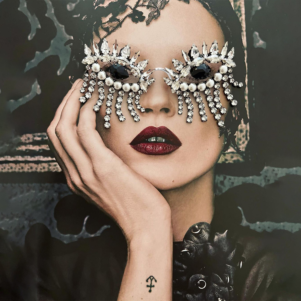 Body Jewelry Retainers - Stonefans-女性用タッセルグラスフレーム、デザイナービーズアクセサリー、y2kラグジュアリー、レンズなし、フェイスデコレーション、クリスタル、ガールギフト