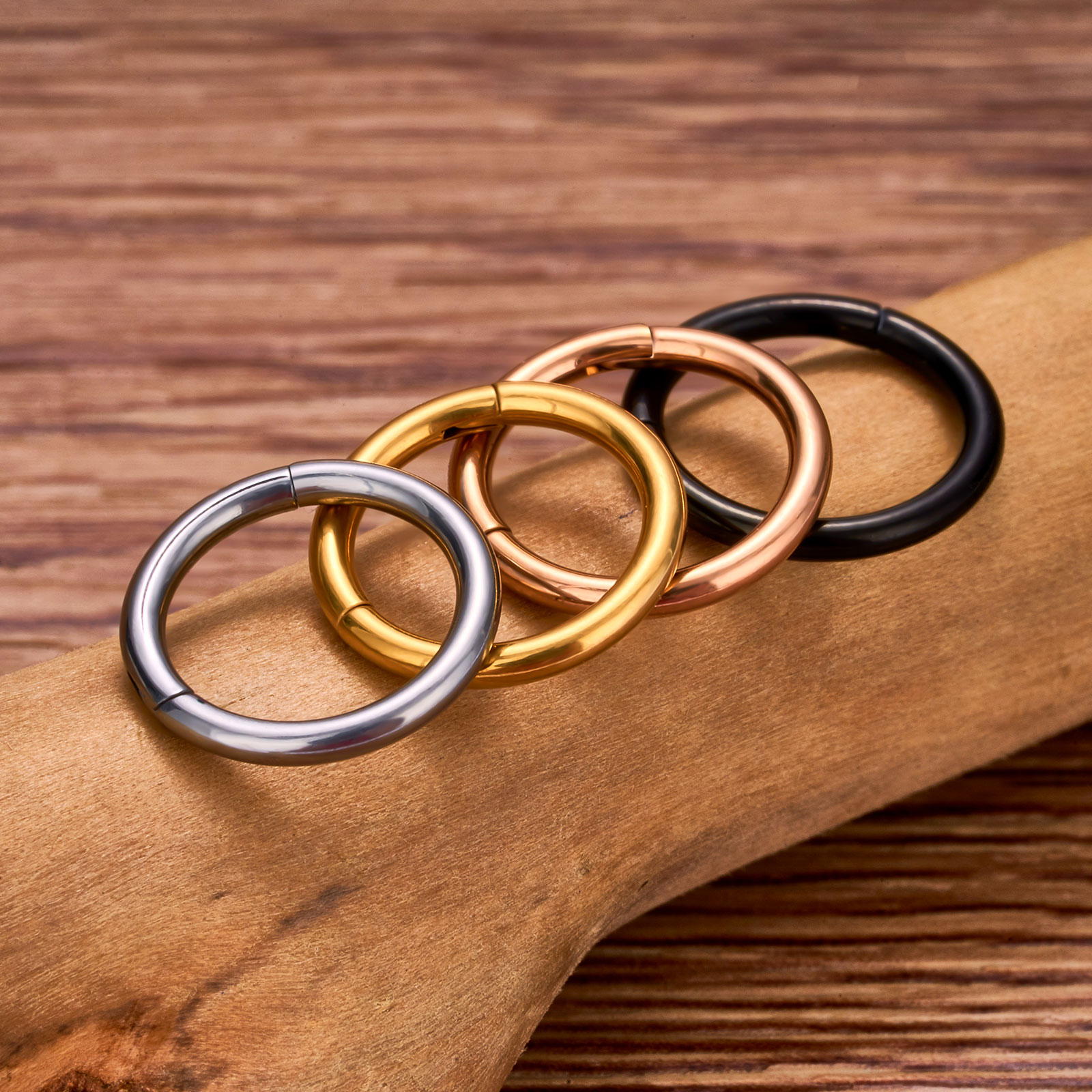 G23-チタンセグメントの傾斜ピアスジュエリー,セクシーなケ - Septum Clicker Ring のレビューと価格