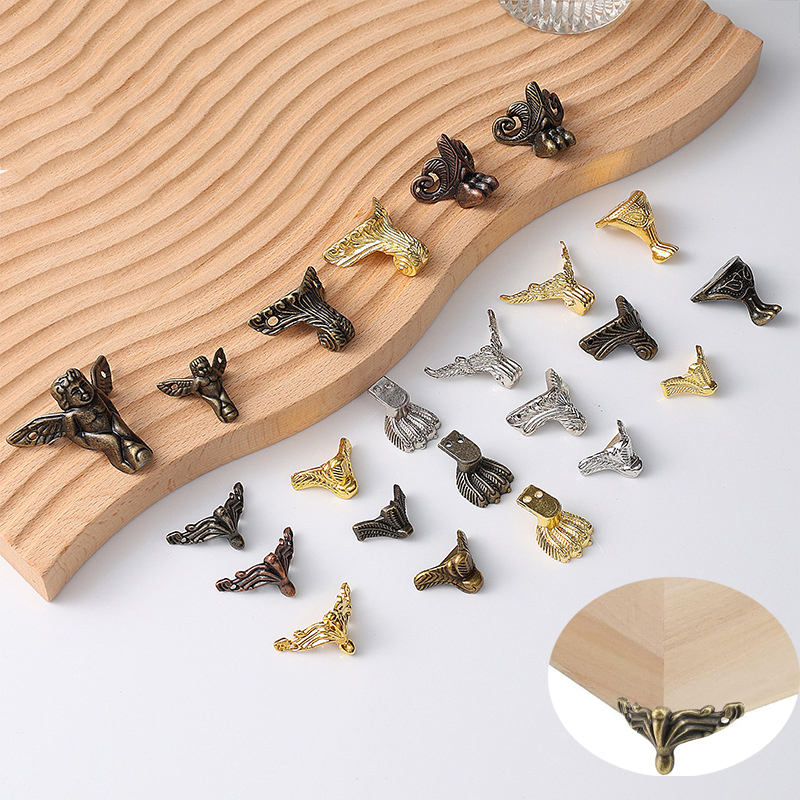 アンティーク亜鉛合金ジュエリーボックス,収納ボックス,脚,木 - Body Jewelry Display Case のレビューと価格