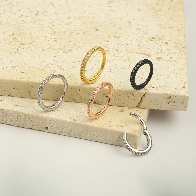 16GクリアCZノーズリングフープ 316Lサージカルステン - Septum Clicker Ring のレビューと価格