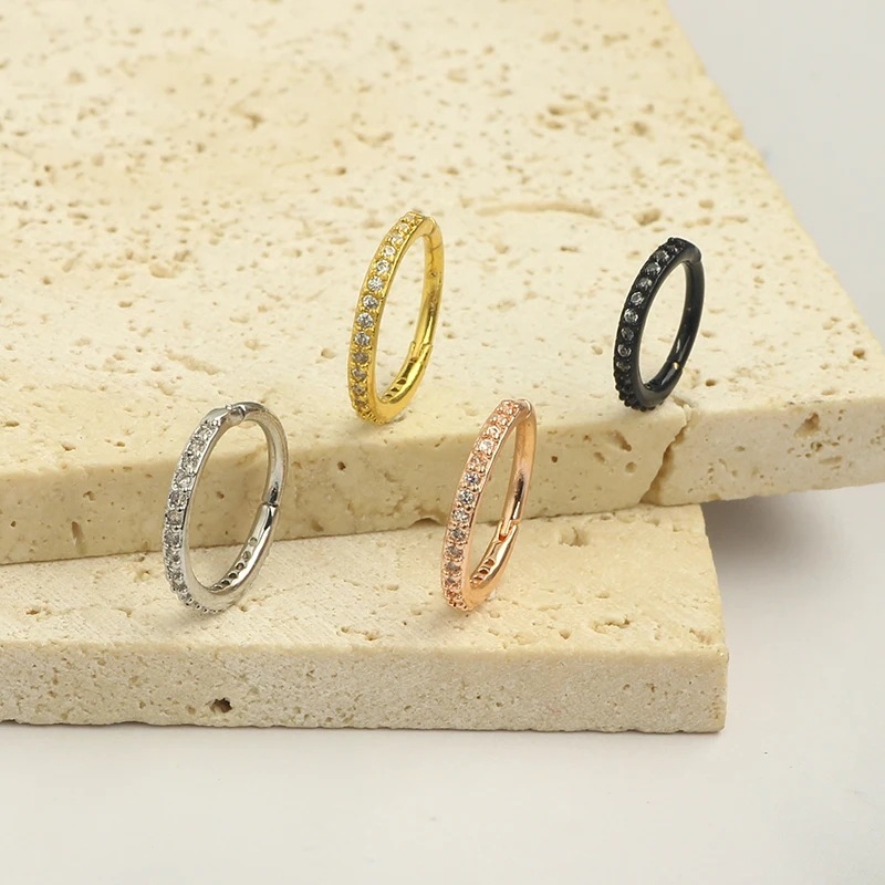 16GクリアCZノーズリングフープ 316Lサージカルステン - Septum Clicker Ring のレビューと価格