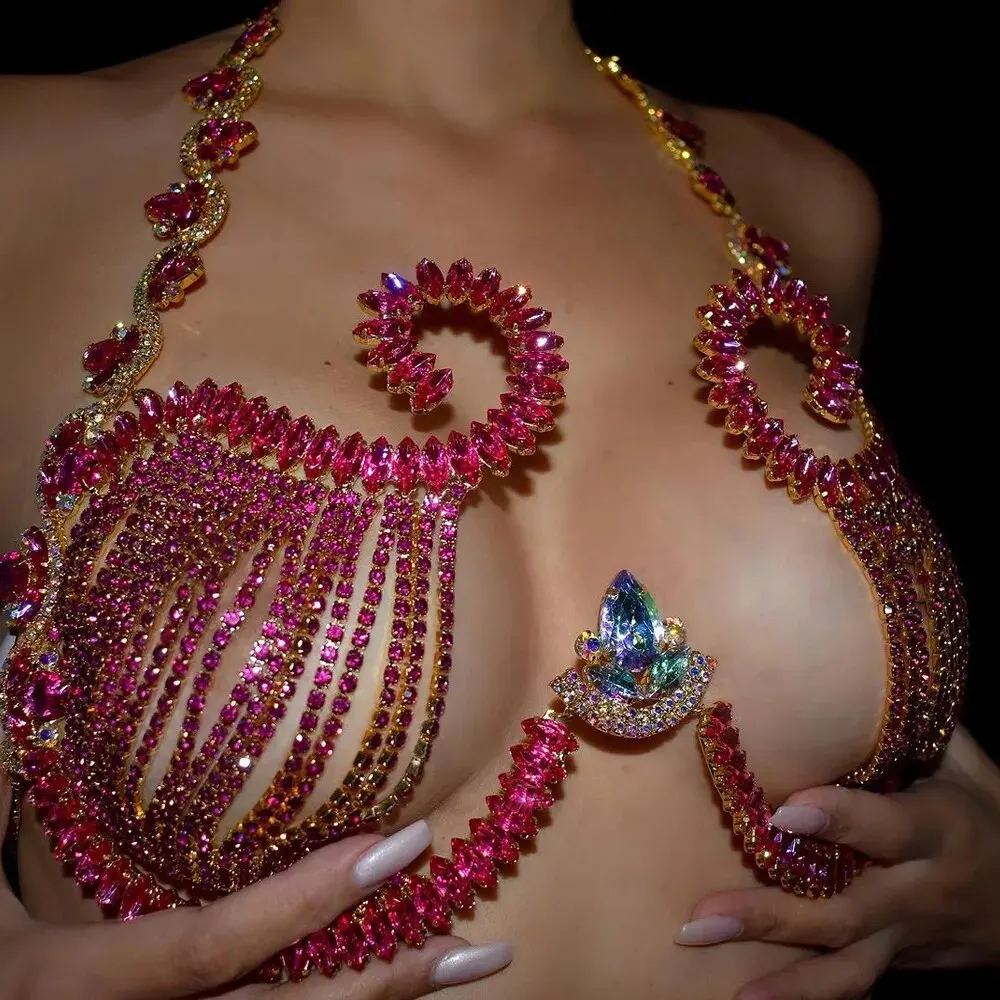 女性のためのピンクのクリスタルの胸のサポート,ナイトクラブの - Body Jewelry Retainers のレビューと価格