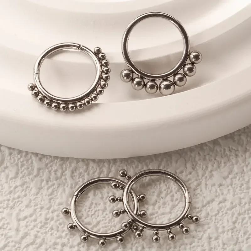 ASTM F136 チタン抗アレルギーセプタムピアス鼻リング - Septum Clicker Ring のレビューと価格