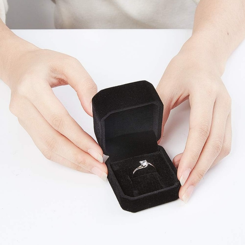 10 パック ベルベット リング ボックス イヤリング ボッ - Body Jewelry Display のレビューと価格