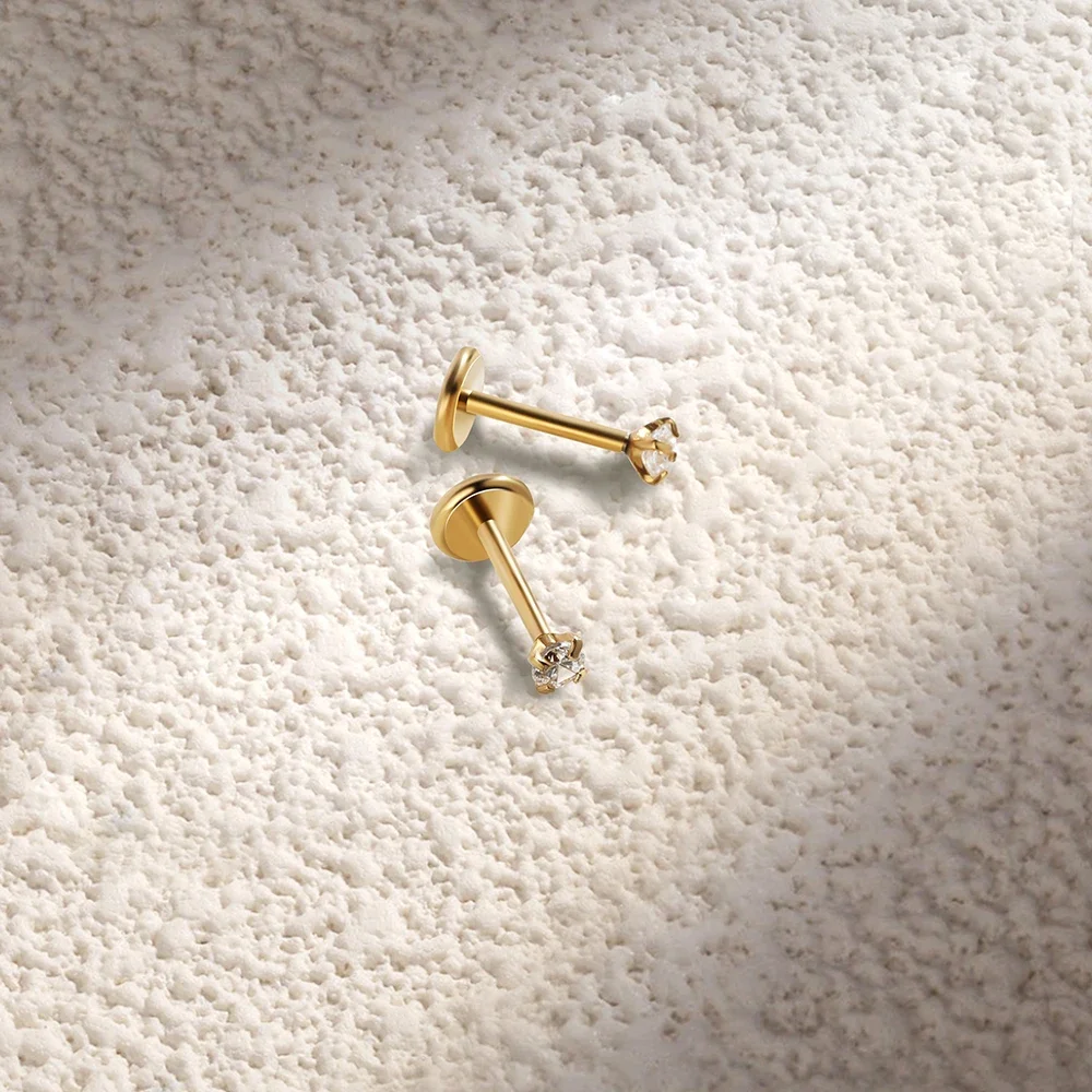 女性用ステンレス鋼ノーズスタッド、軟骨ピアスジュエリー、ヘリ - Body Jewelry Flat Back のレビューと価格