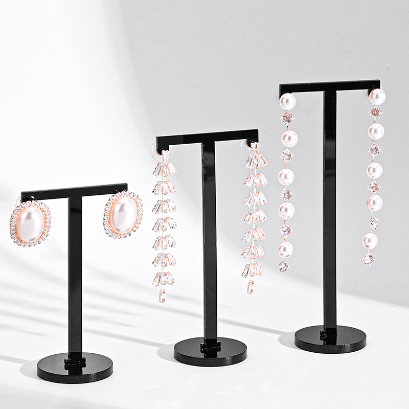 6 個アクリルブラック/ホワイト T シェイプイヤリングディ - Body Jewelry Display のレビューと価格